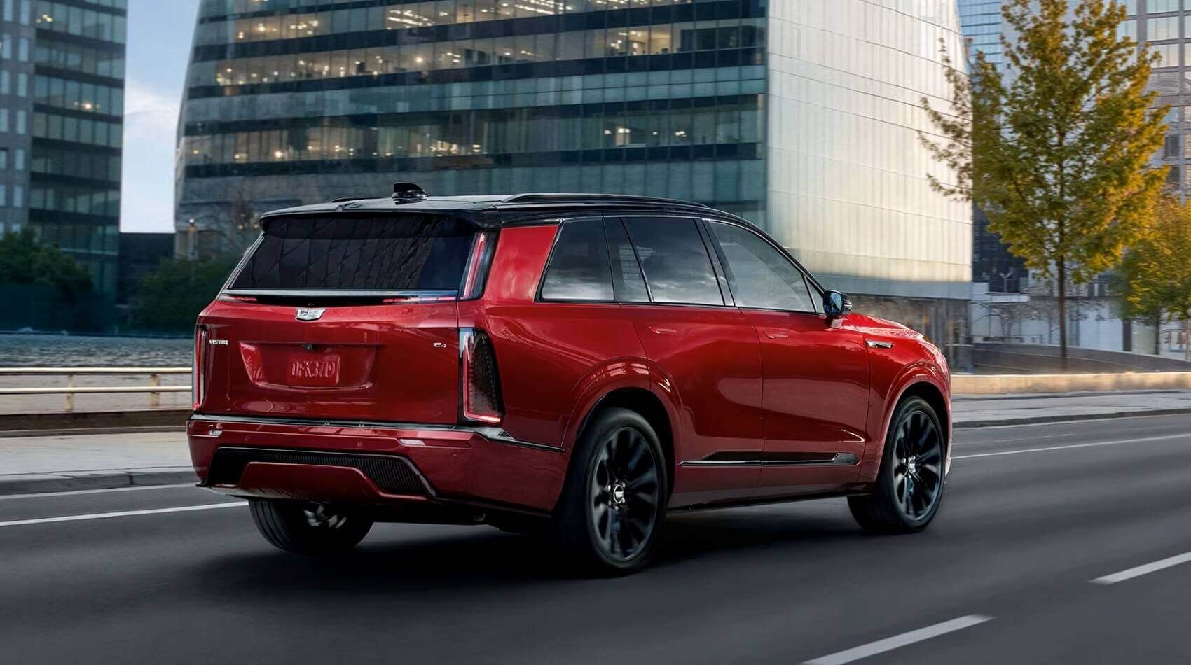 2027 Cadillac VISTIQ Performance - Feature Image