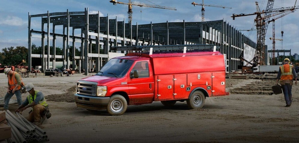 2027 Ford E-Series Cutaway Commercial Vehicle - Feature Image