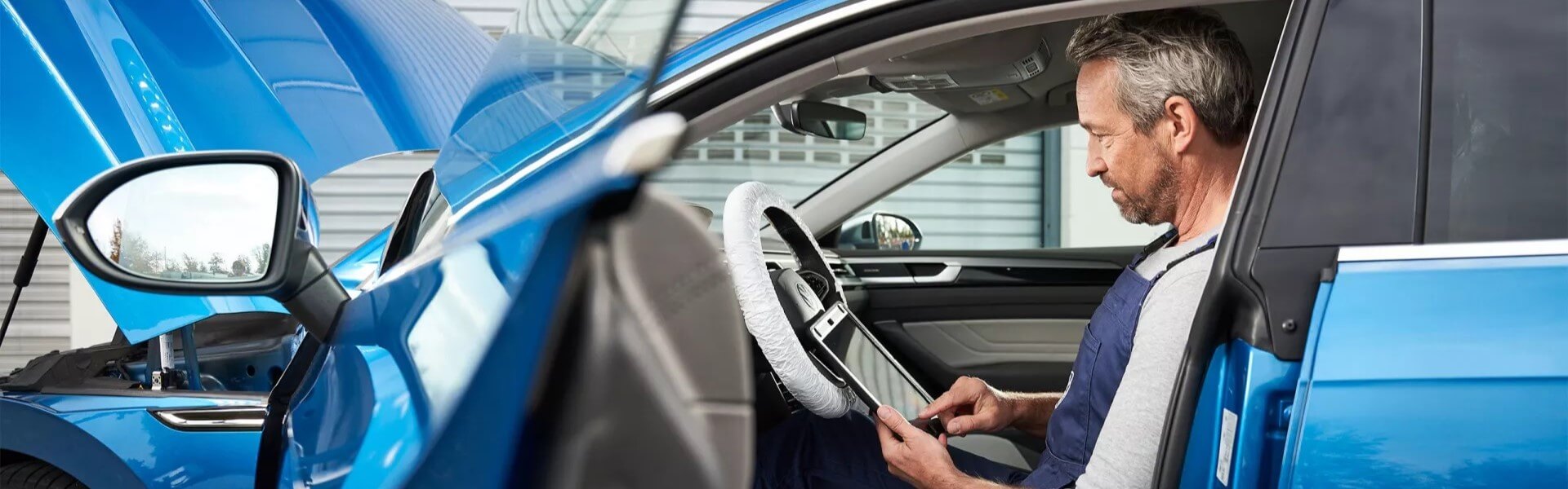 Genuine Volkswagen Parts Banner