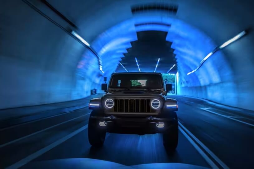 New Jeep Wrangler 4xe All-Electric Range - Feature Image