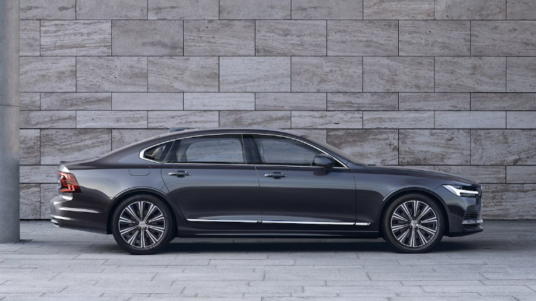 New Volvo S90 Recharge in black with side view