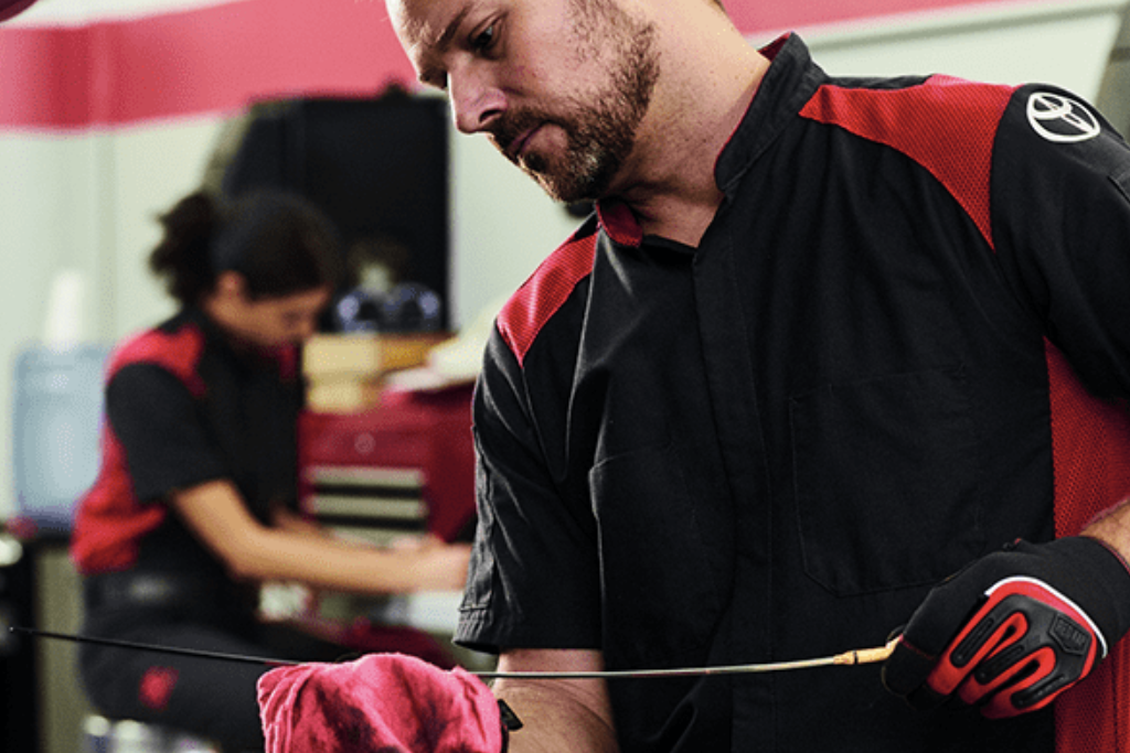 Toyota Oil Changes Service Center Feature